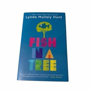 2 for $12 Fish in a Tree Book by Lynda Mullaly Hunt Paperback